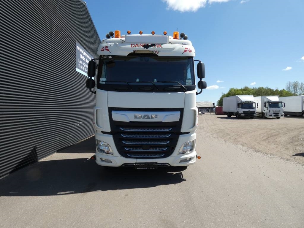 daf-xf-530-frt4e0f9170.jpg