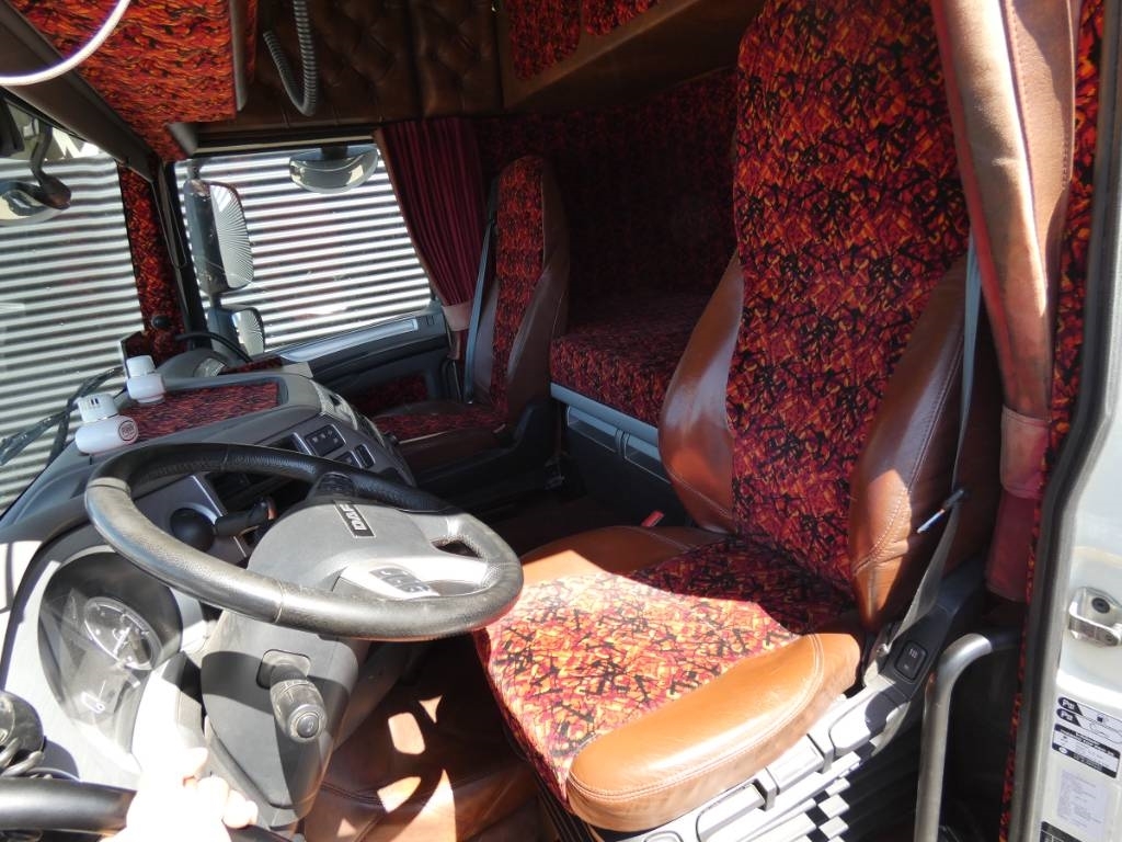 daf-xf-530-frt5b2285ac.jpg