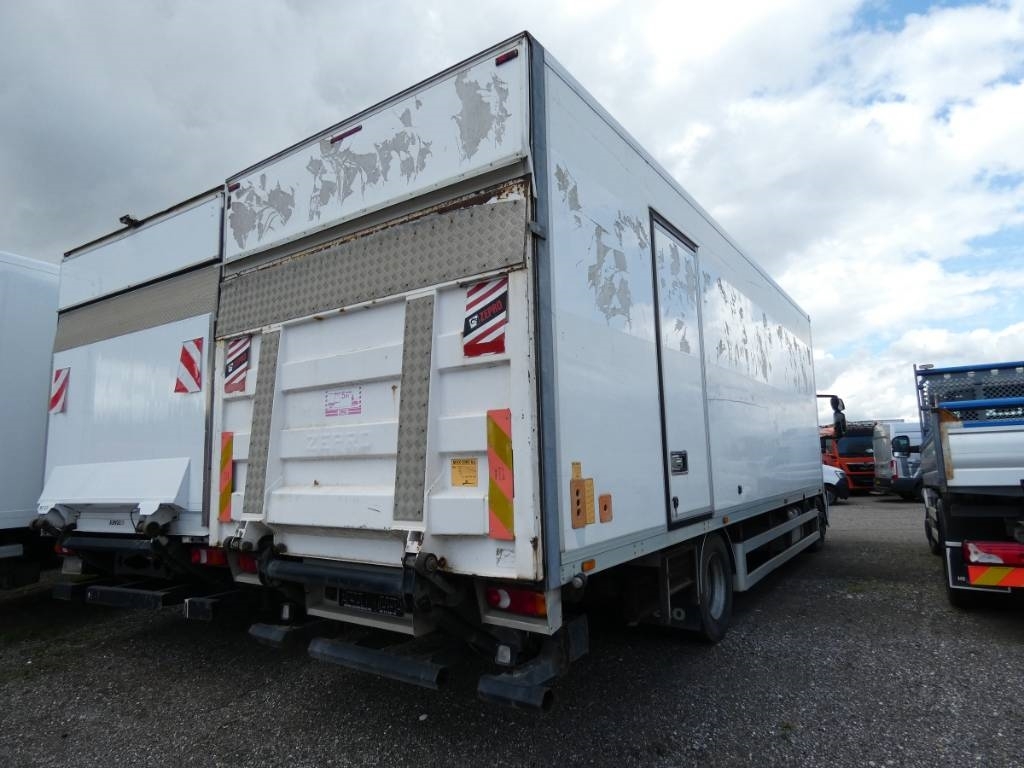 iveco-120e-2534992d2e.jpg