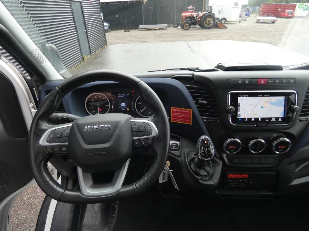 iveco-70c-21706e72e4.jpg