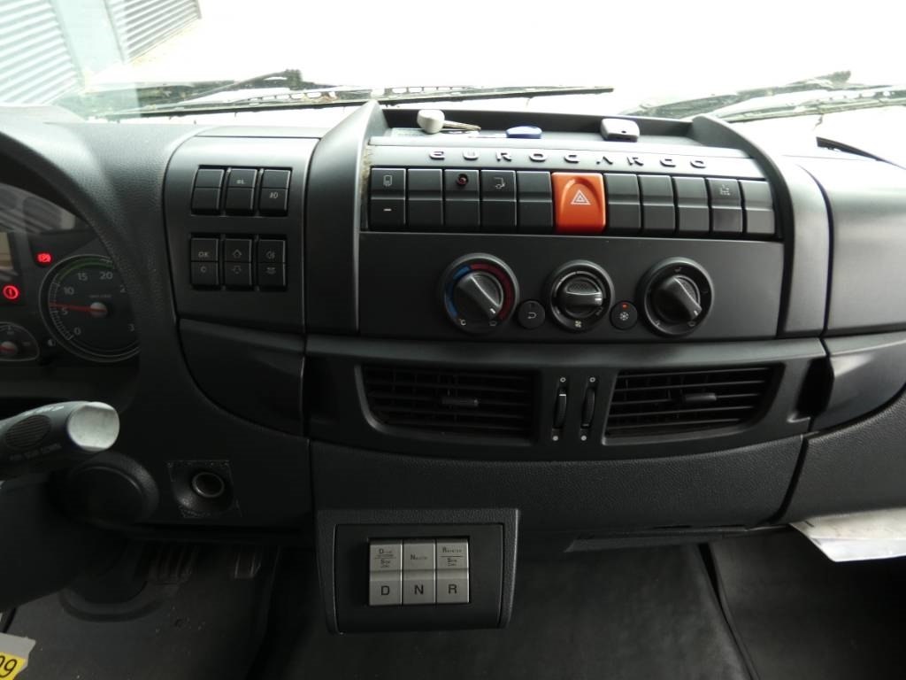 iveco-90e-2207023926.jpg
