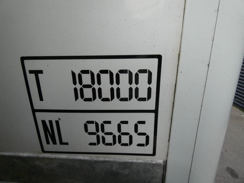 man-tgm-12-2903049ee45.jpg