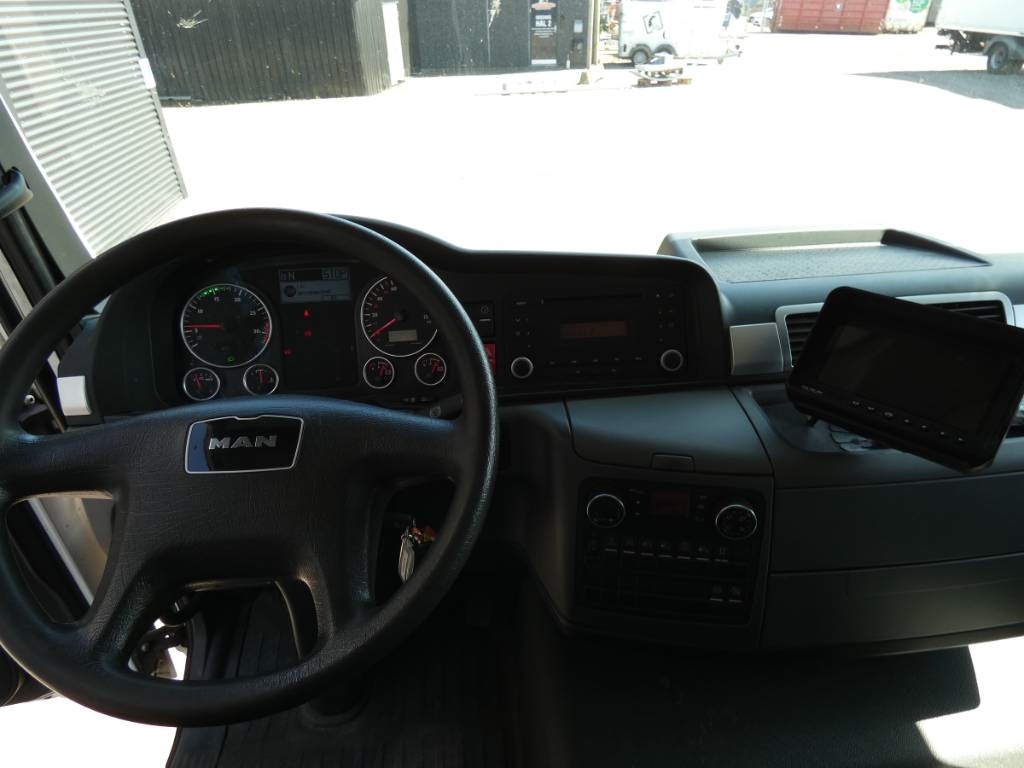 man-tgm-18-2503fb9b8f2.jpg