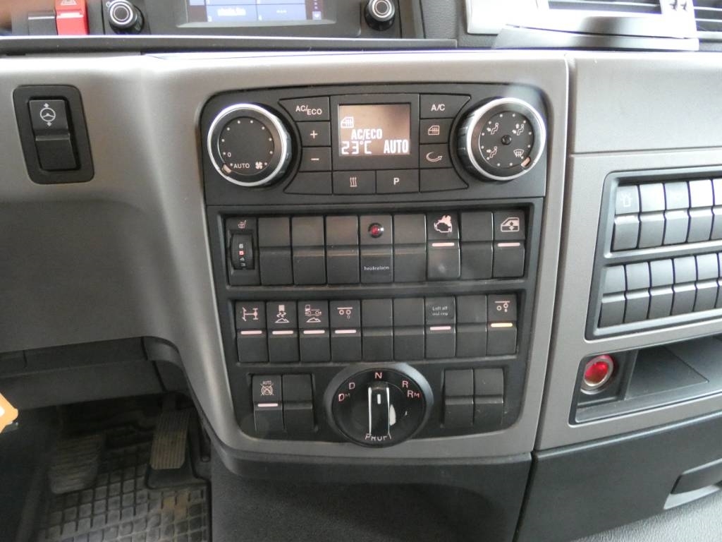 man-tgs-35-4606a97eb36.jpg