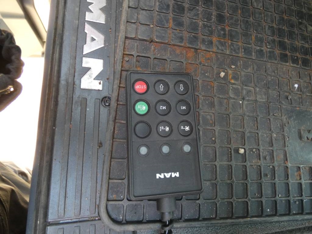 man-tgx-26-4701e636b13.jpg