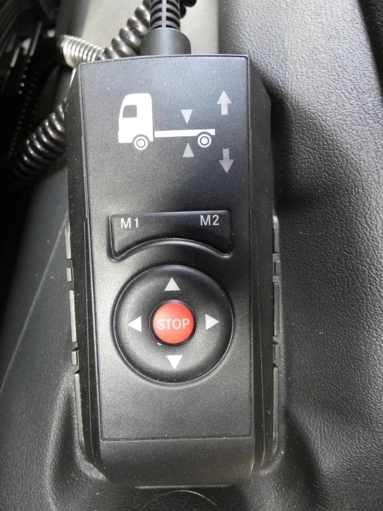 mercedes-benz-816-l09d3dd99.jpg