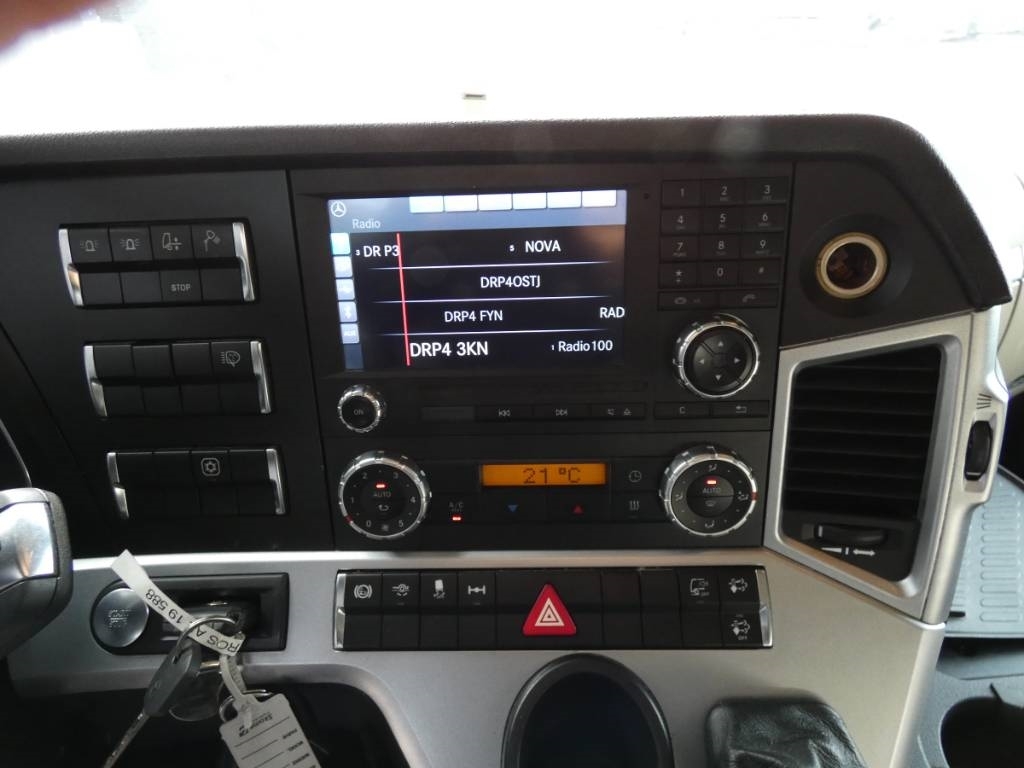 mercedes-benz-actross-18330814ba06.jpg
