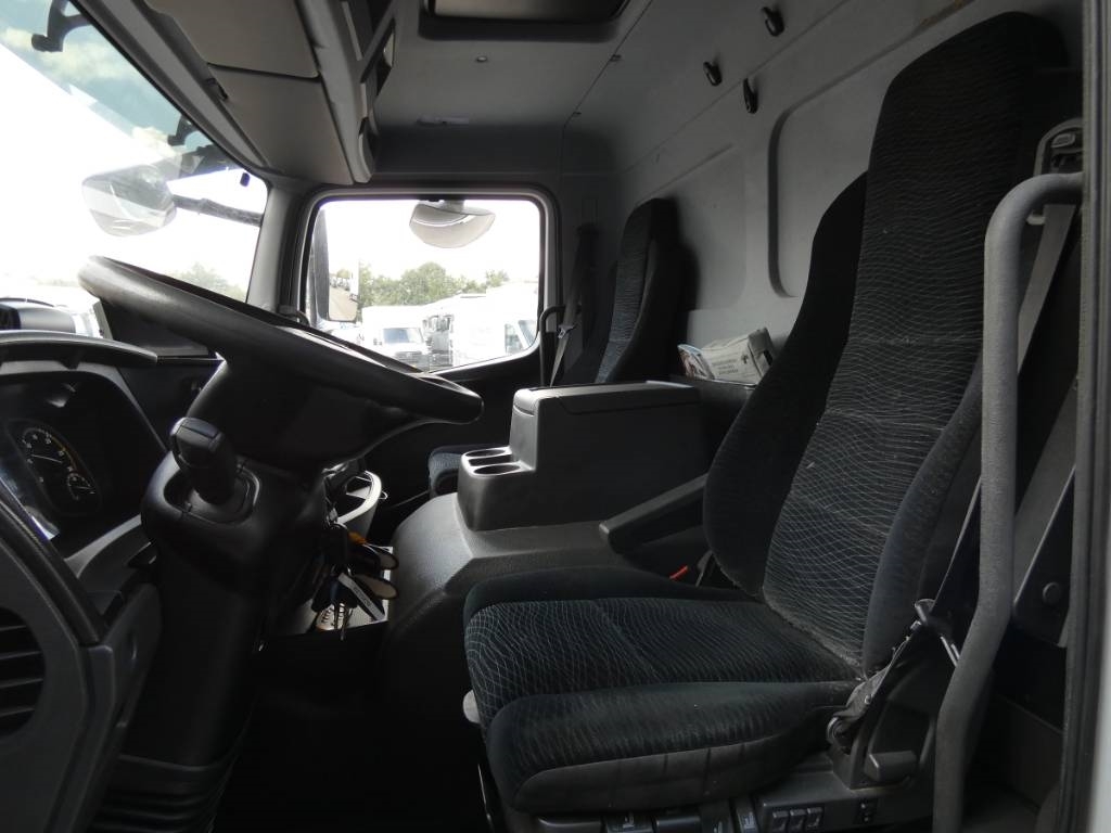 mercedes-benz-atego-1224-l46da9a9a.jpg