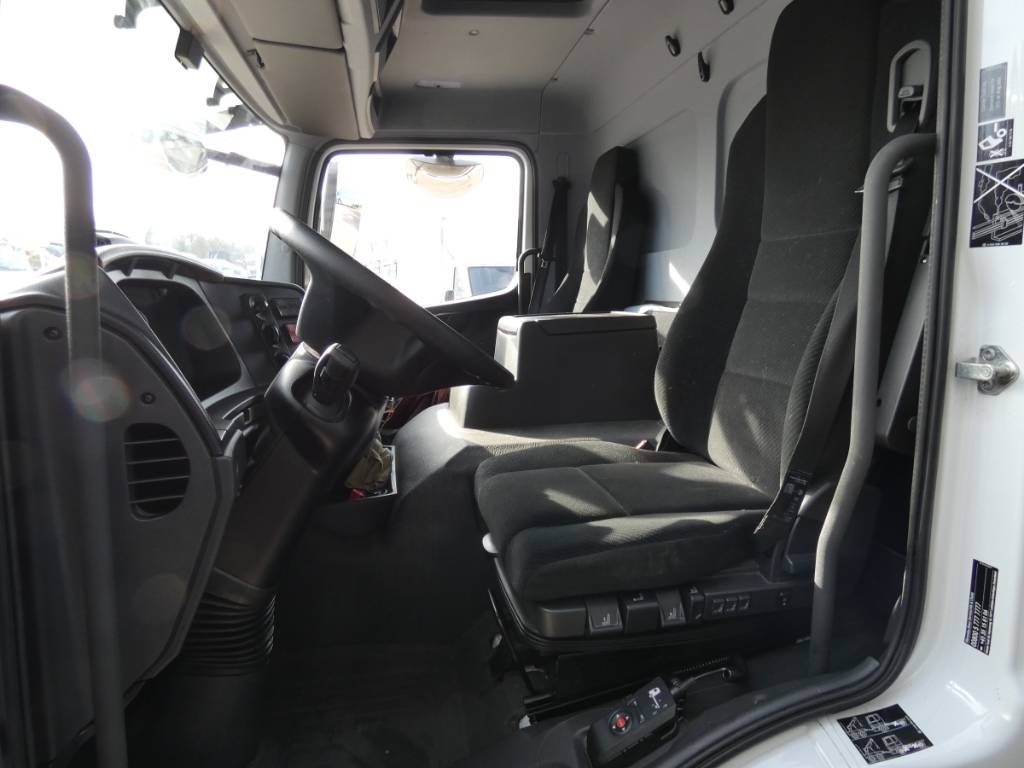 mercedes-benz-atego-1224-lae5c99d0.jpg
