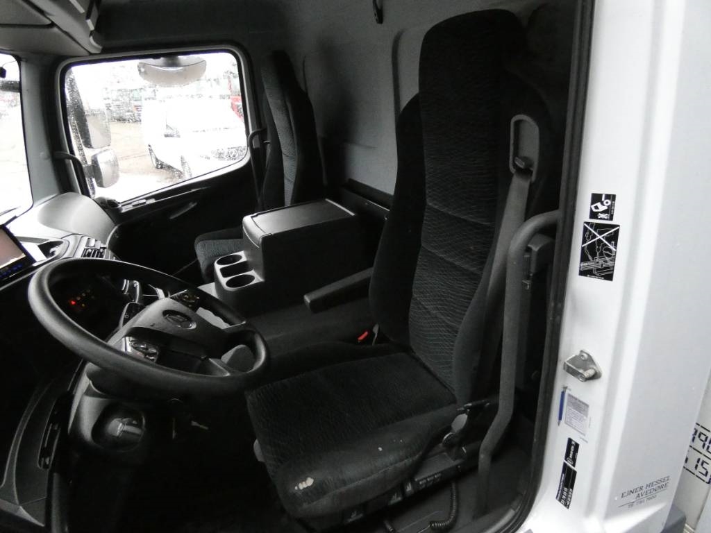 mercedes-benz-atego-12243f080564.jpg