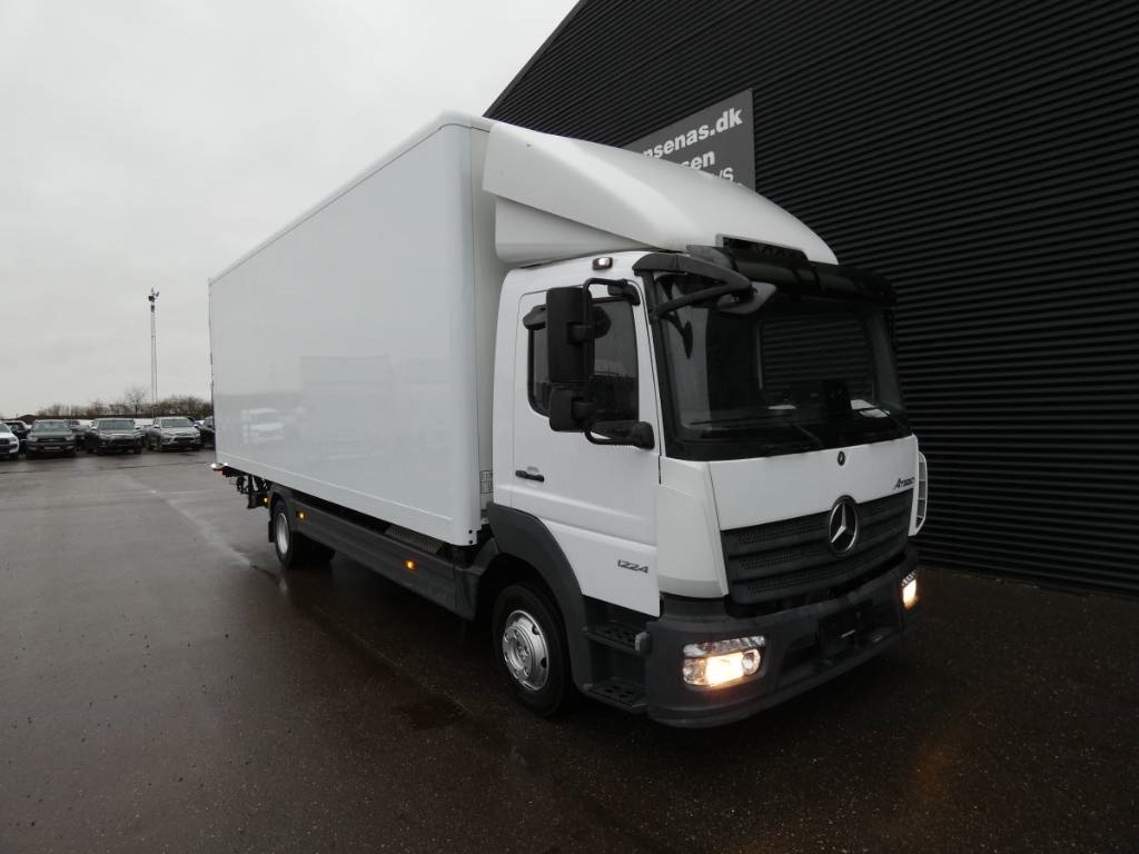 mercedes-benz-atego-12245aa4b016.jpg
