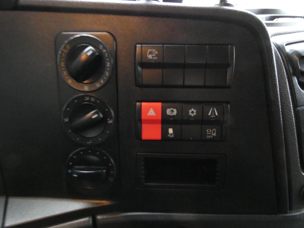 mercedes-benz-atego-122471d1e818.jpg
