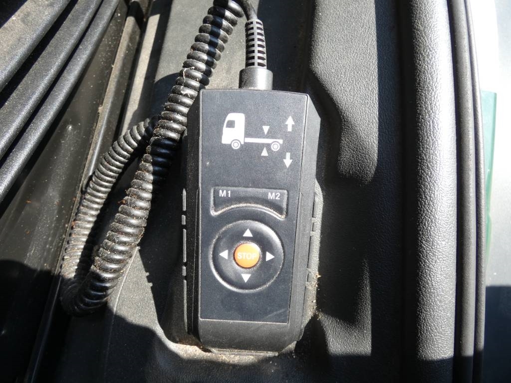 mercedes-benz-atego-1224e9a34786.jpg