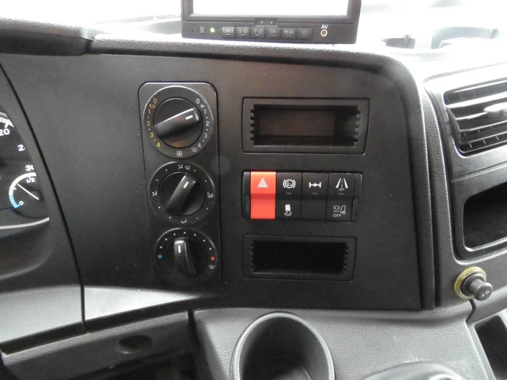 mercedes-benz-atego-8166feac5f7.jpg