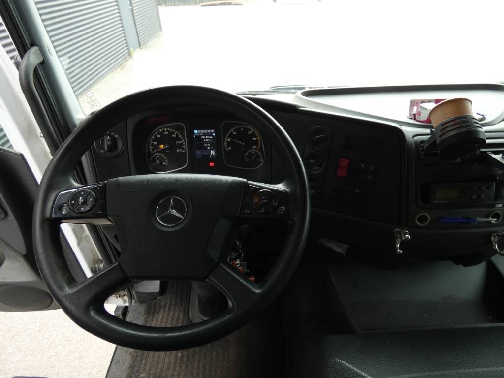 mercedes-benz-atego-818bcf3f7a3.jpg