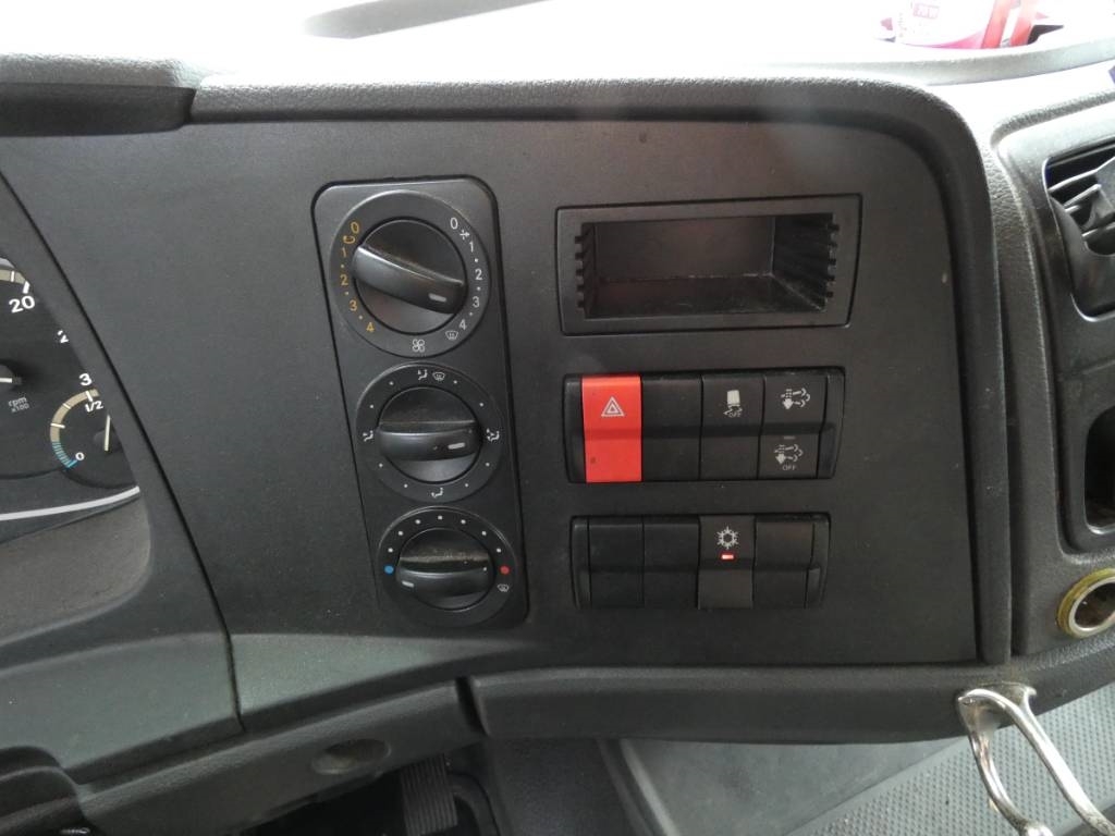 mercedes-benz-atego-818eb31035e.jpg