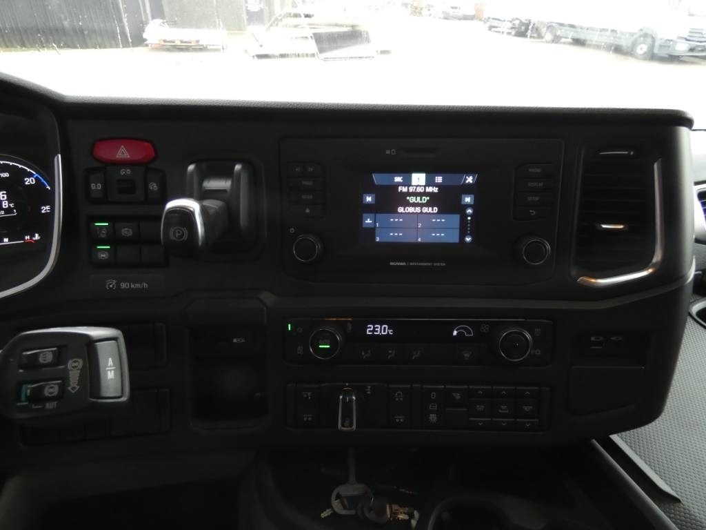 scania-r-4504d440137.jpg
