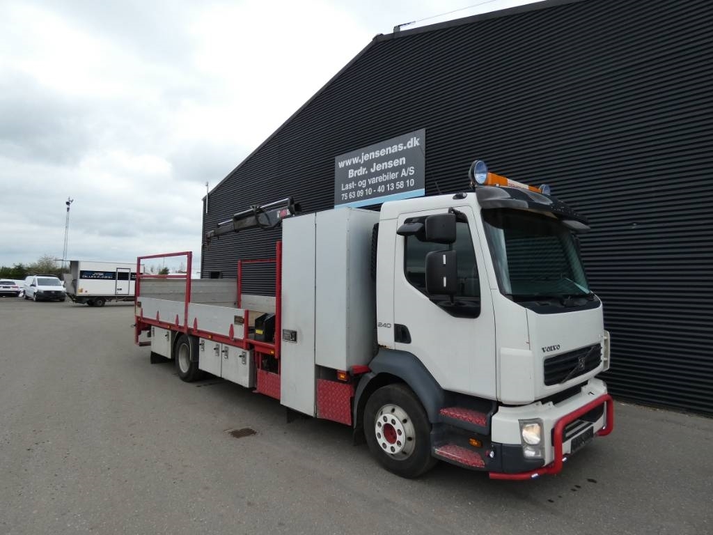 volvo-fl-24027952165.jpg