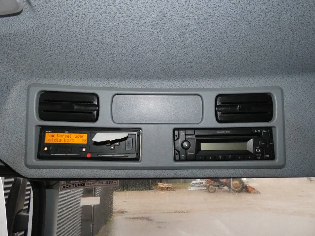 mercedes-benz-atego-1224c1b05633.jpg