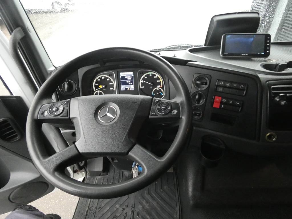 mercedes-benz-atego-152776c2aba3.jpg