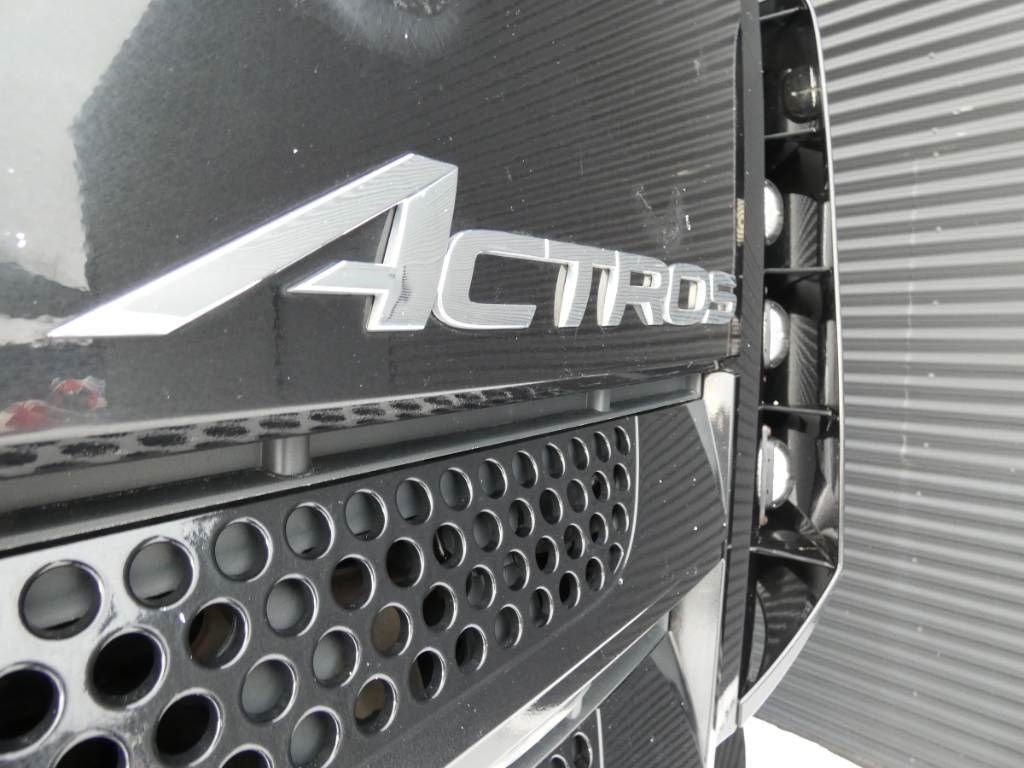 mercedes-benz-actros-1833d7d09cc8.jpg