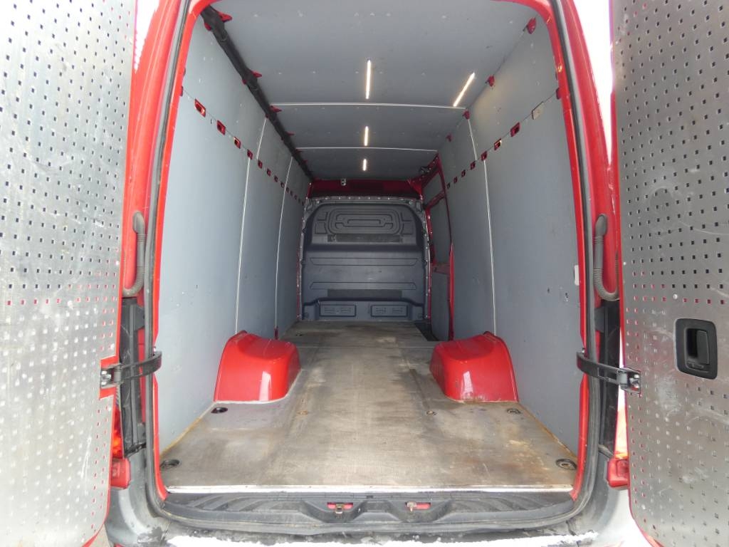mercedes-benz-sprinter-516c9392073.jpg