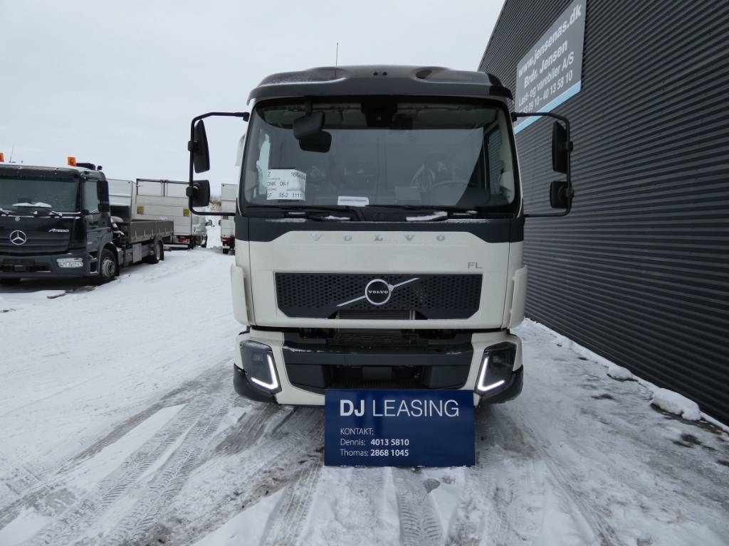 volvo-fl-240b0784180.jpg