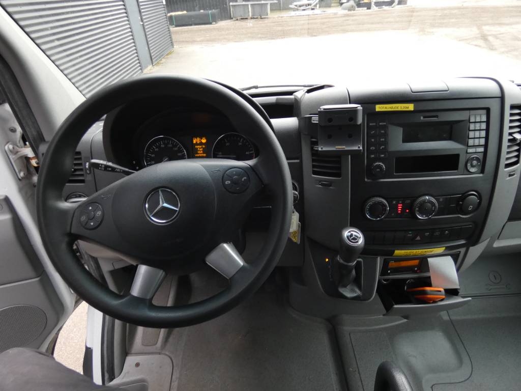 mercedes-benz-sprinter-5160ddef071.jpg