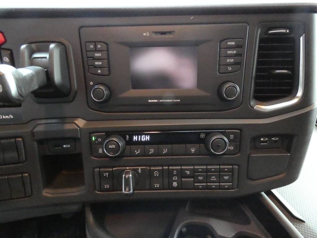scania-r-4506e4f0d52.jpg