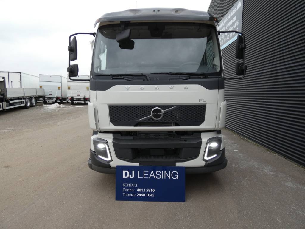 volvo-fl-16-2406542295b.jpg