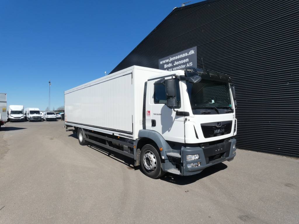 man-tgm-18-290fde80985.jpg