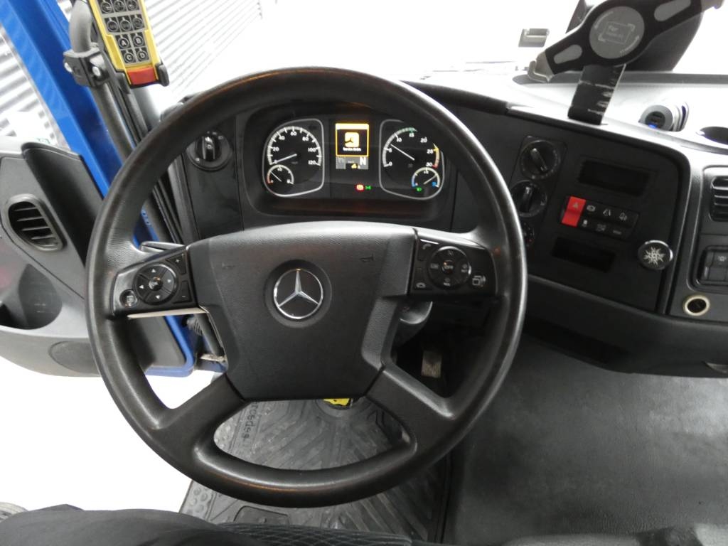 mercedes-benz-atego-1323790e86ee.jpg