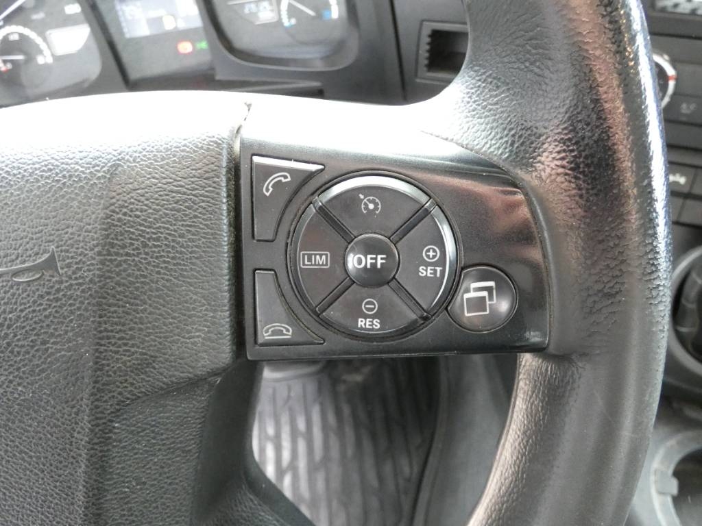 mercedes-benz-antos-2535a8e4cbbb.jpg