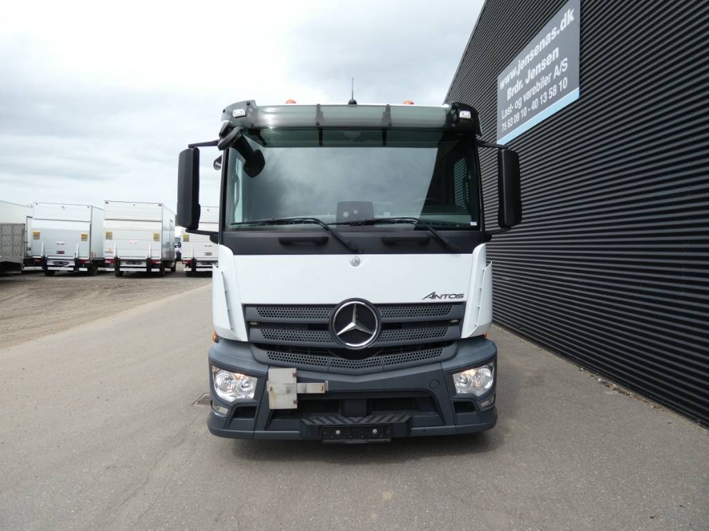 mercedes-benz-antos-2535b718c55e.jpg