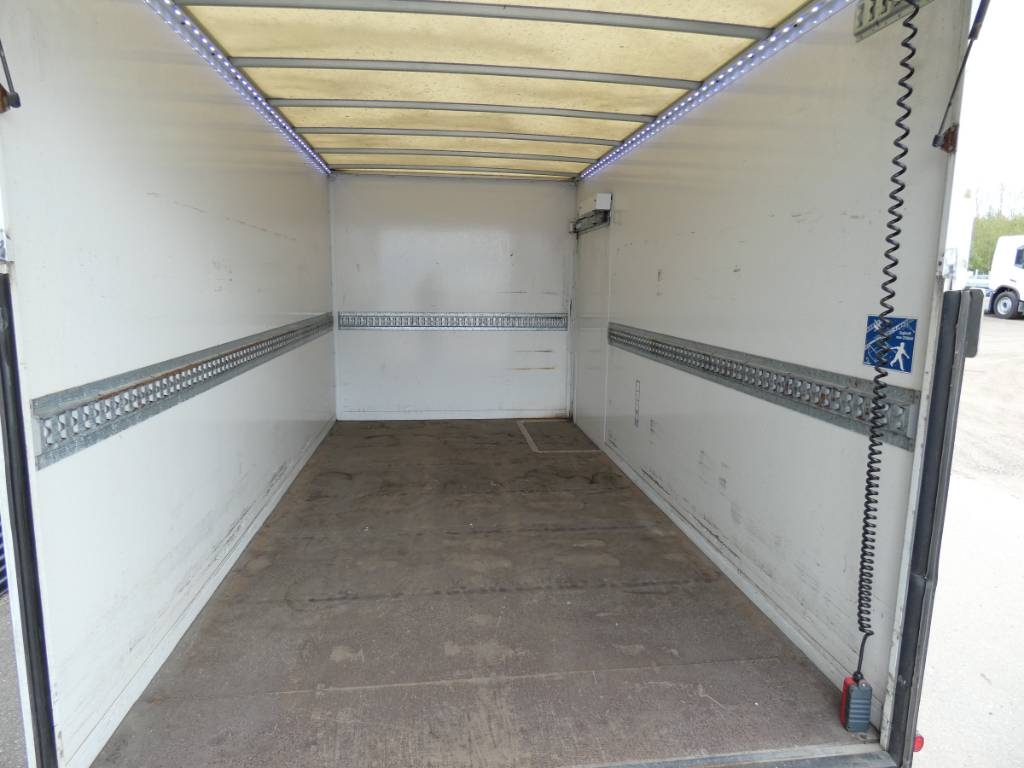 mercedes-benz-sprinter-5160df69fb3.jpg