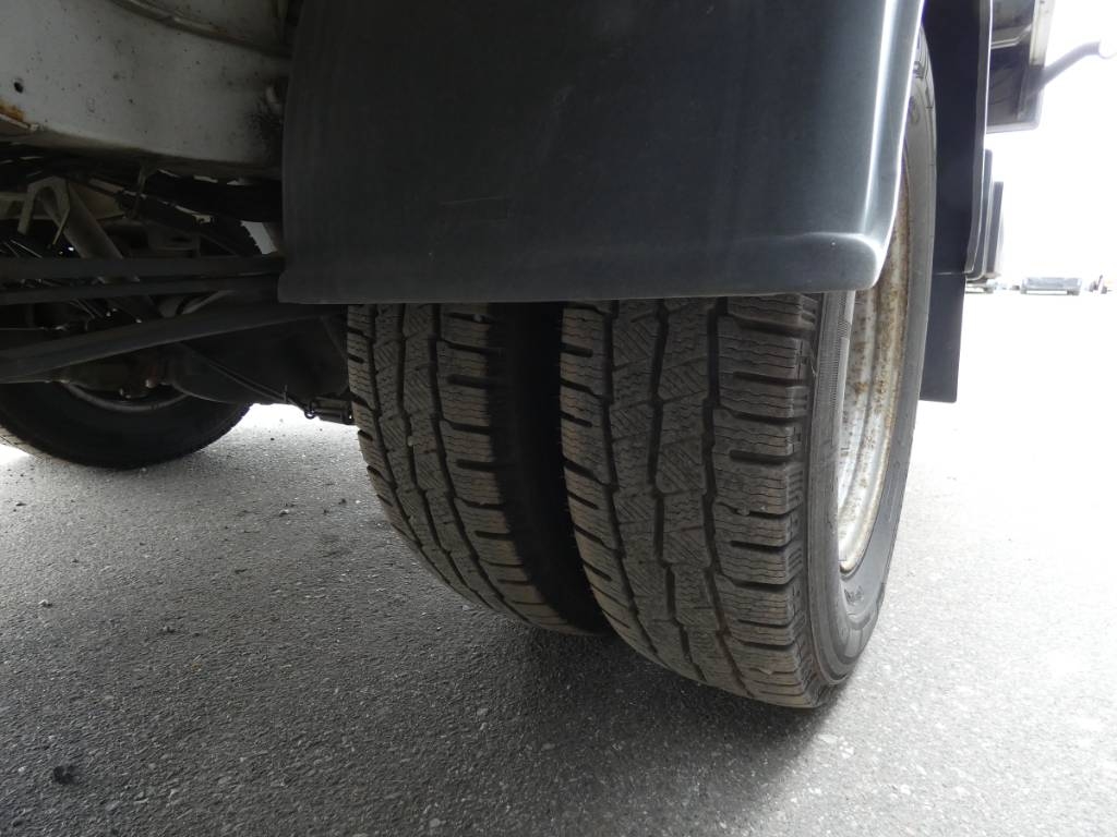 mercedes-benz-sprinter-51650411122.jpg