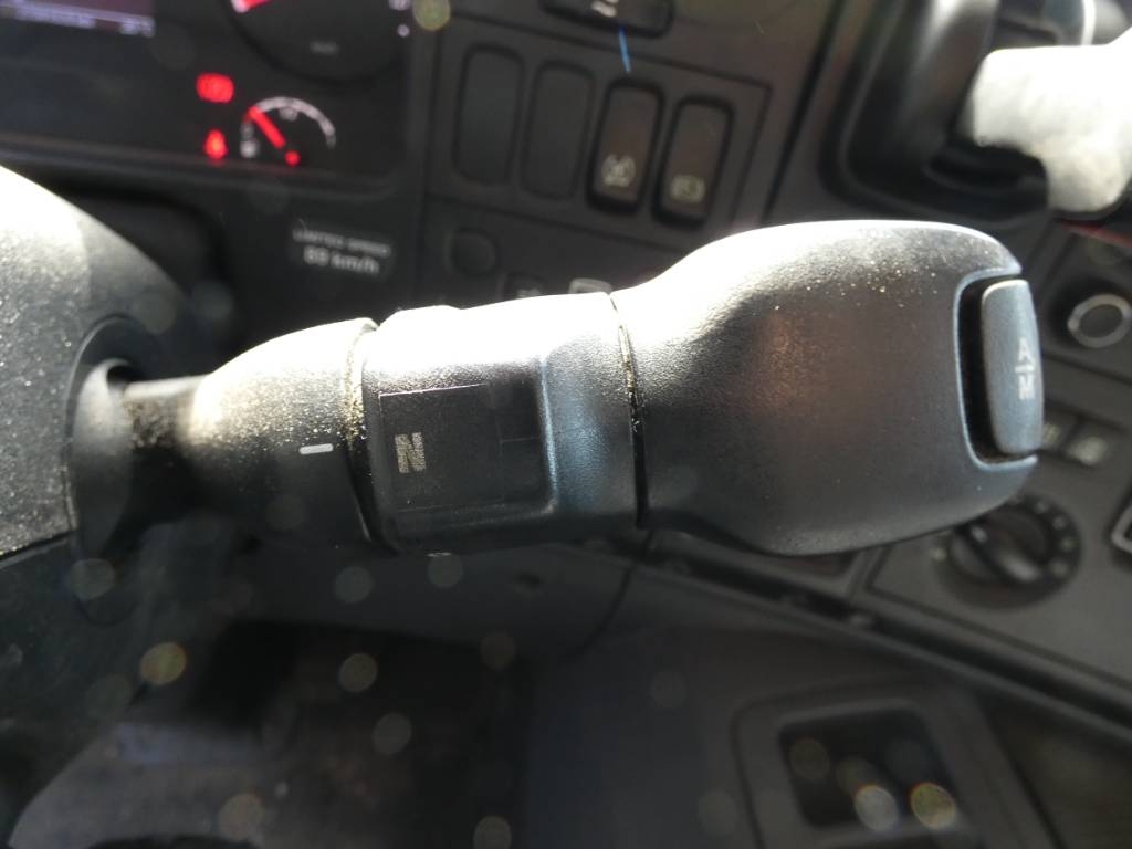 scania-p-250202de238.jpg