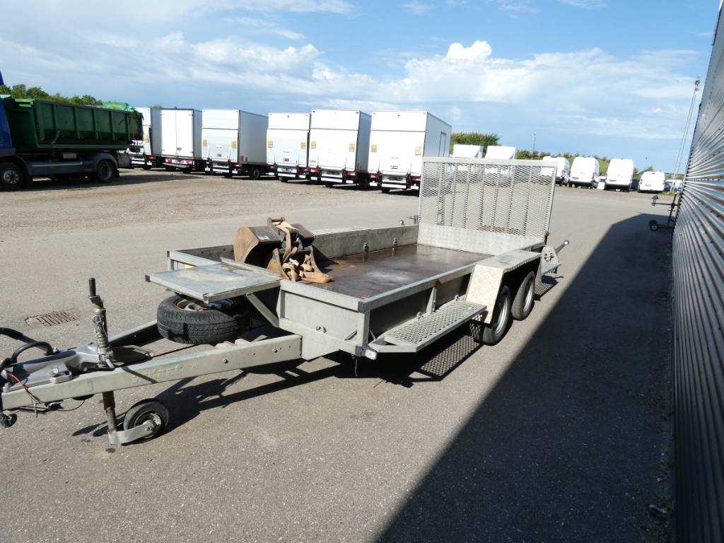 variant-3518m4a0e63236.jpg