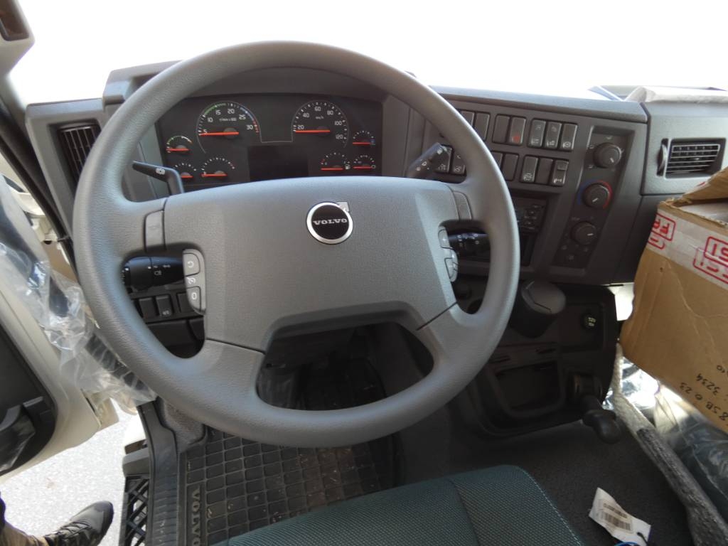 volvo-fl-12-240-m-kran7e346700.jpg