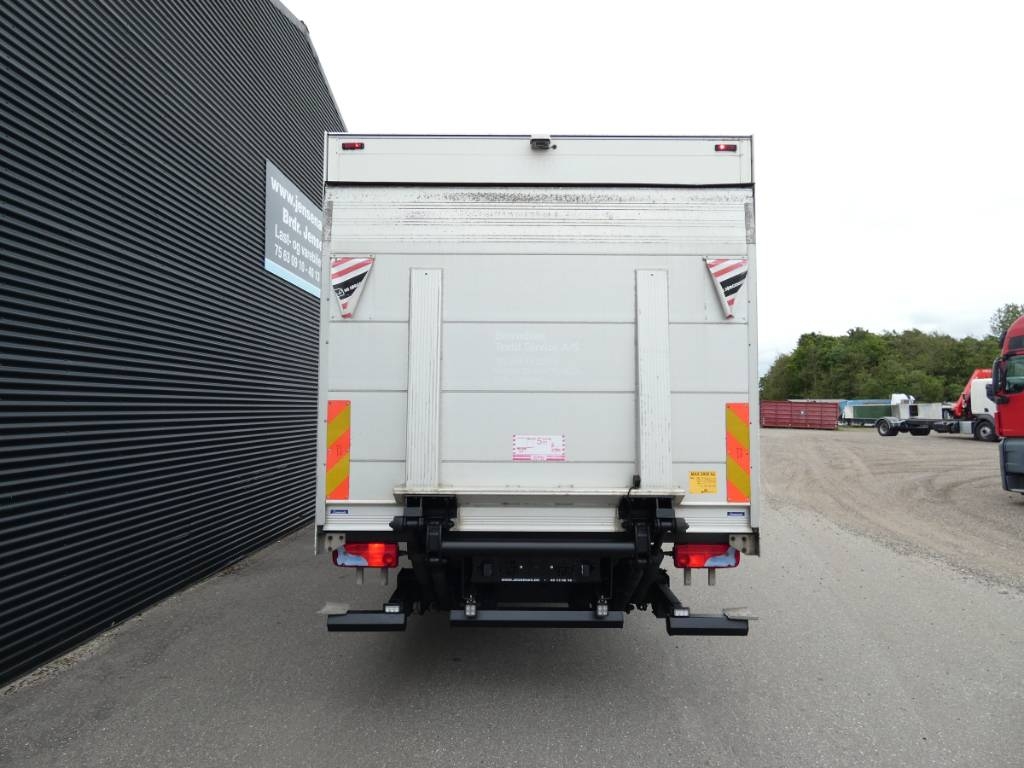 man-tgm-18-250eaeae7d1.jpg