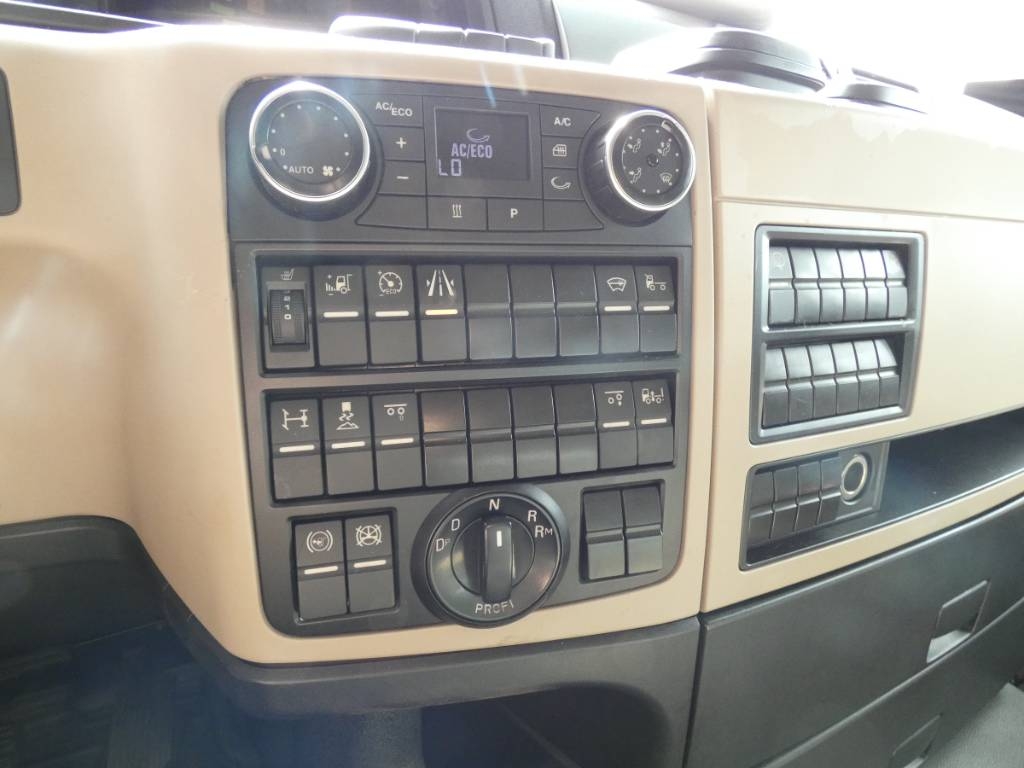 man-tgx-26-47011062866.jpg