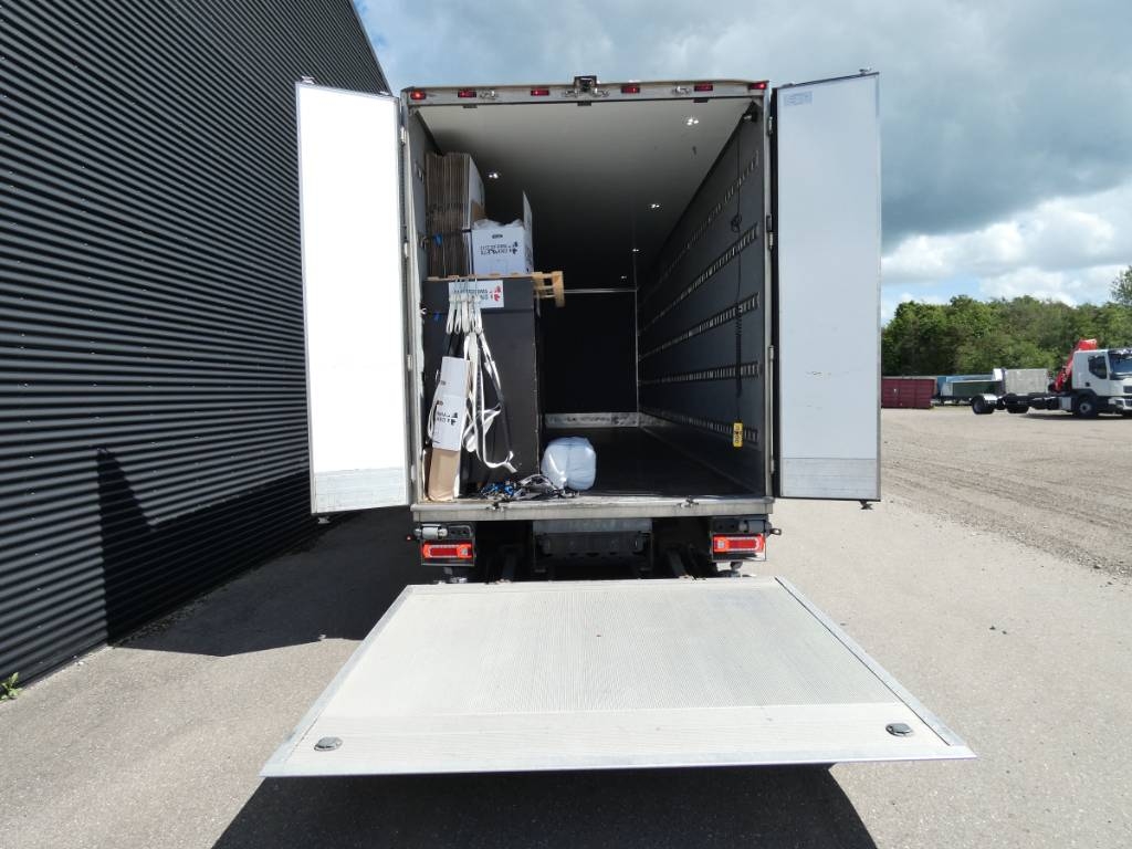mercedes-benz-actros-1833e48197e6.jpg