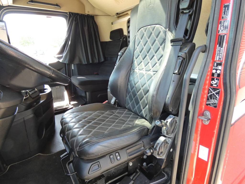 mercedes-benz-actros-2553-ls111df947.jpg