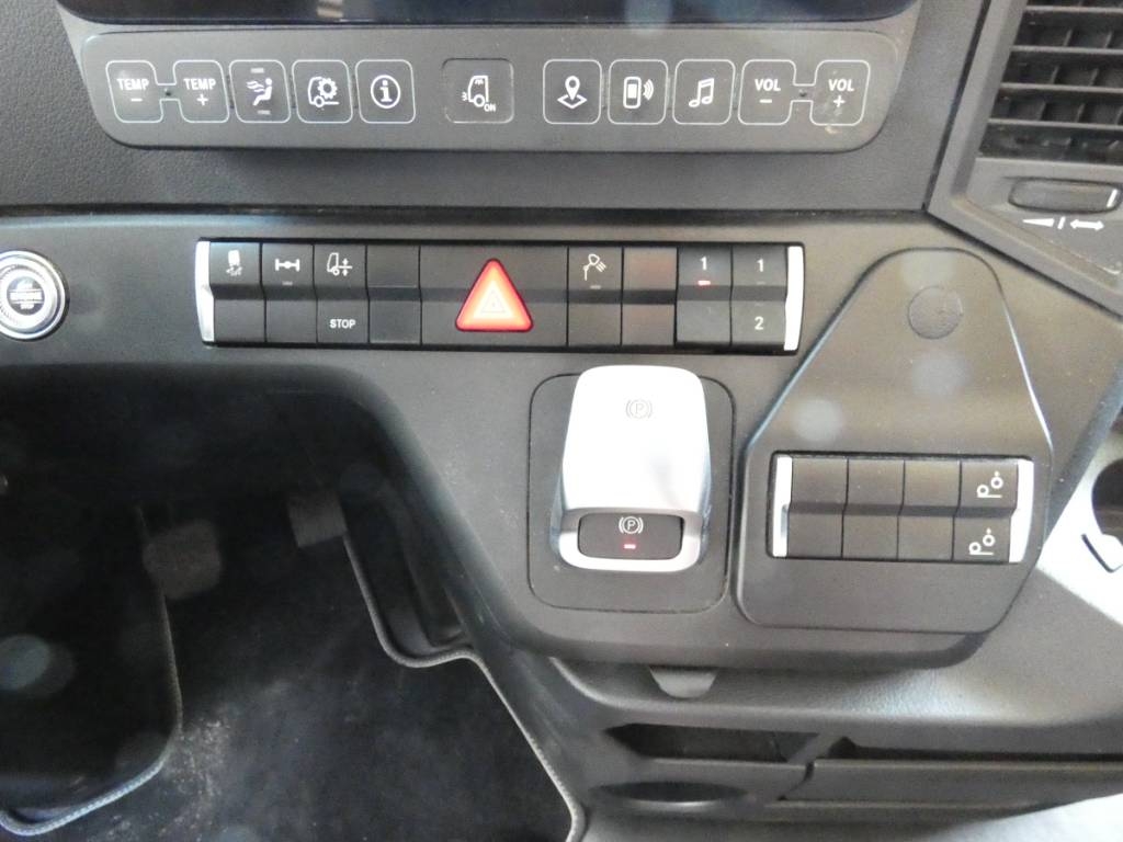 mercedes-benz-actros-2553-lsc9ec5f5f.jpg