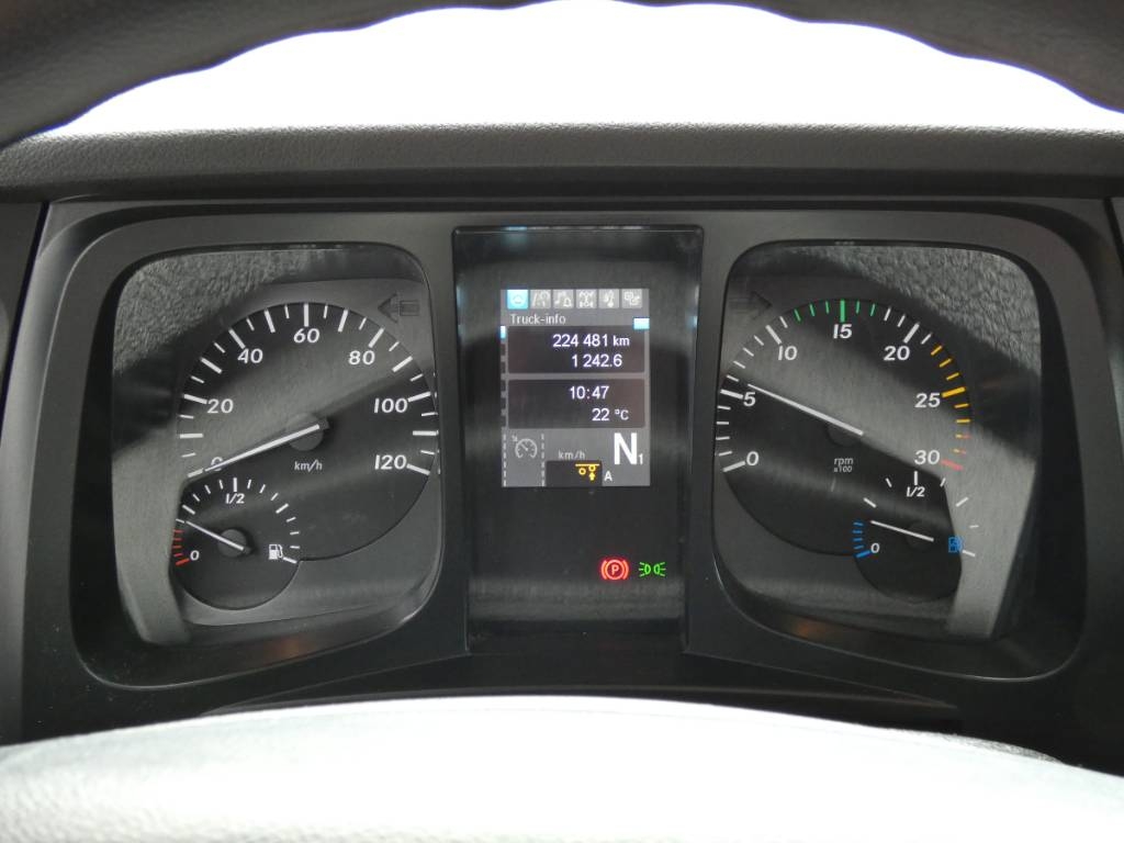 mercedes-benz-antos-25351ea74b88.jpg
