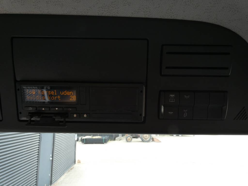 mercedes-benz-antos-253562c2da32.jpg