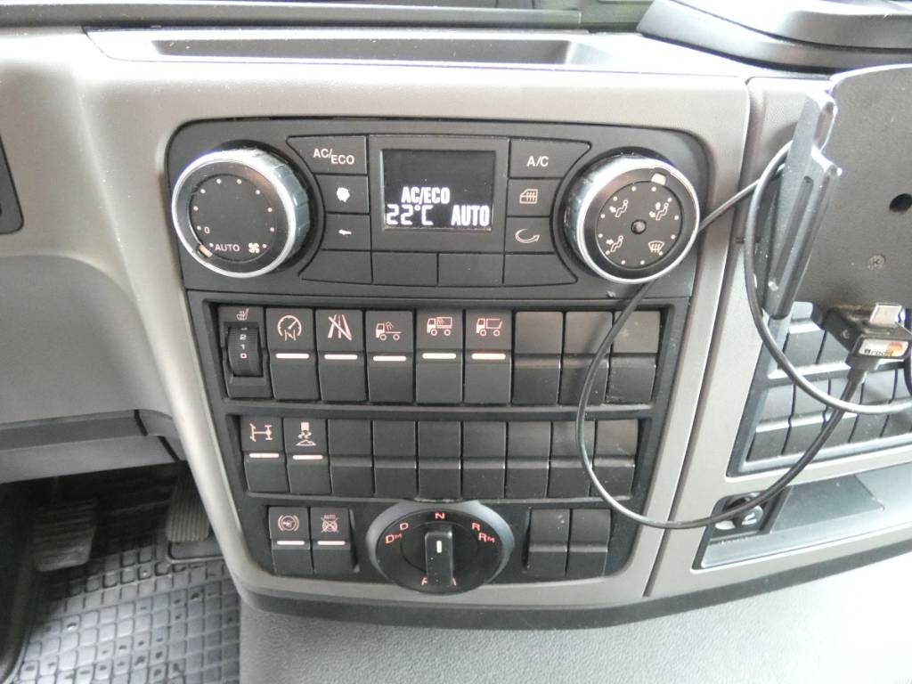 man-tgm-18-250551eb3ff.jpg