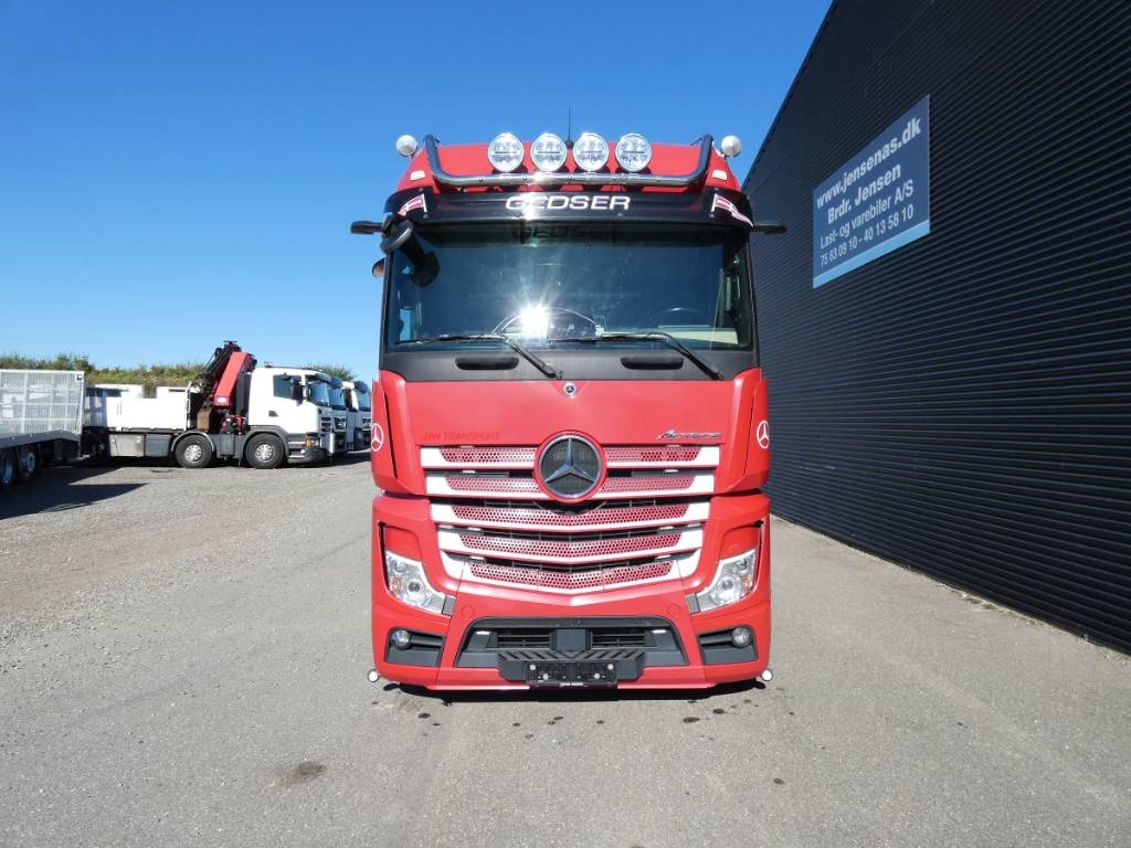 mercedes-benz-actros-2553-ls72745049.jpg