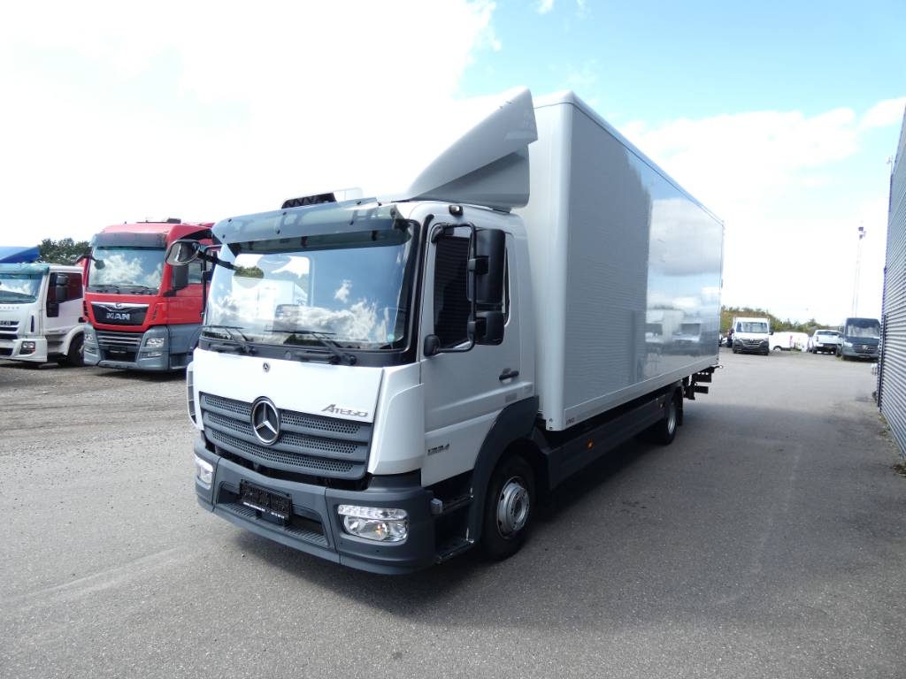 mercedes-benz-atego-12240373a46f.jpg