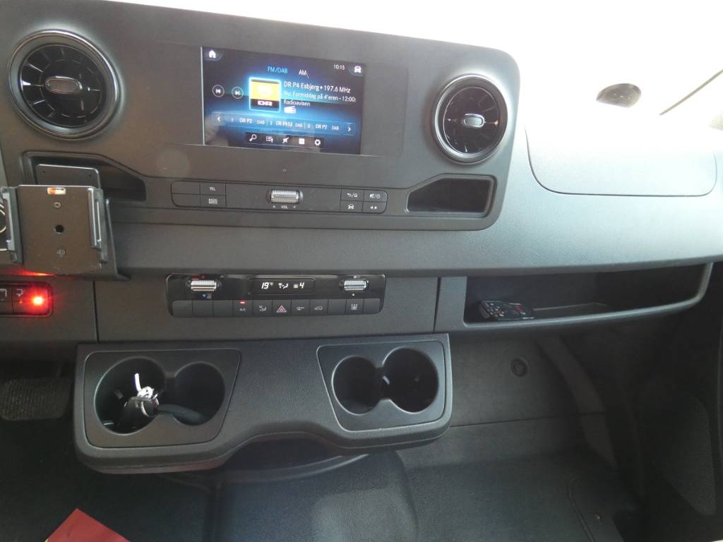 mercedes-benz-sprinter-519ccfb451d.jpg